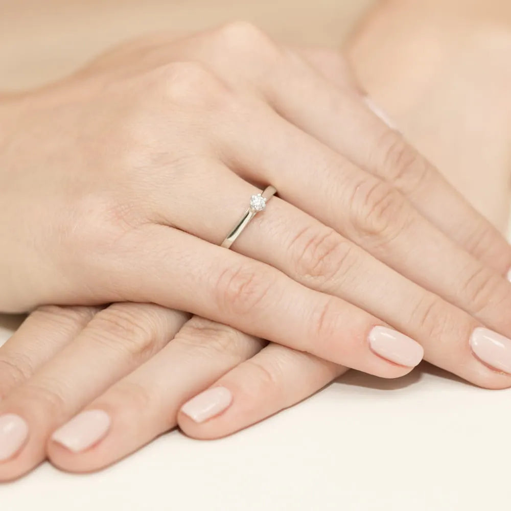 gold-ring-with-0-09ct-diamond-w0311-diw-01