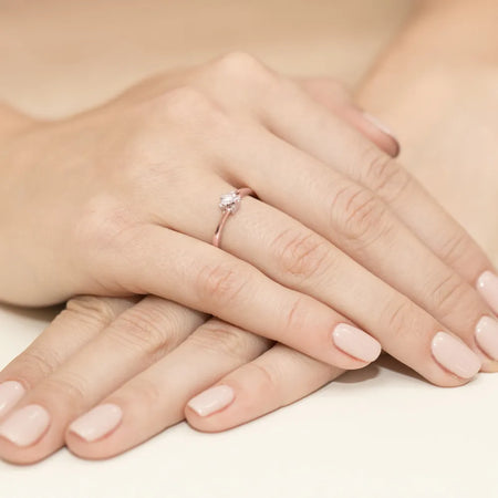 gold-ring-with-0-10ct-diamond-w0318-diw-02