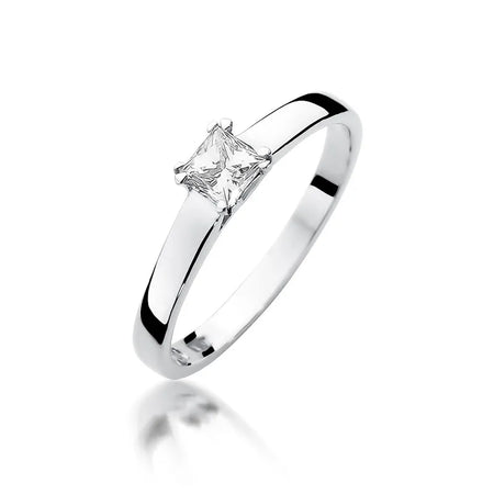 gold-ring-with-0-30ct-diamond-w0347-diw-01