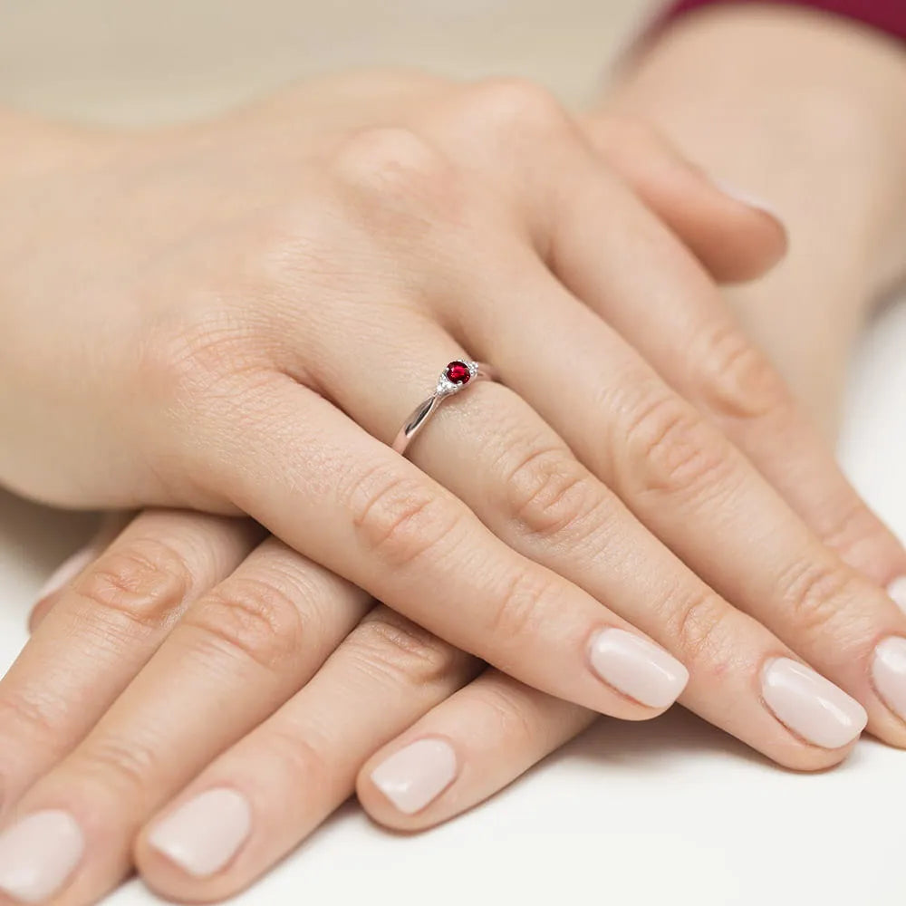 gold-ring-with-0-15ct-ruby-and-0-03ct-diamonds-w0428-rur-01