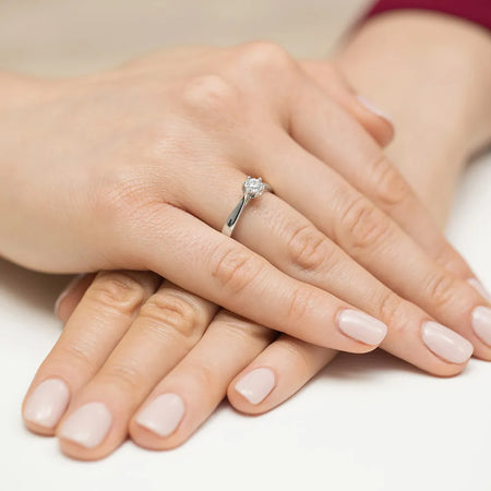 gold-ring-with-0-20ct-lab-diamond-w0429-ldw-01