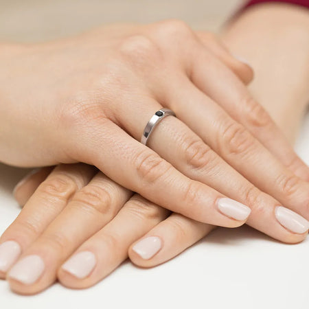 gold-ring-with-0-12ct-black-diamond-w0432-dib-01