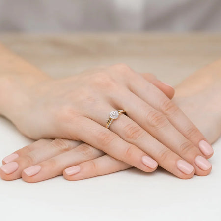 gold-ring-with-0-175ct-diamonds-w0437-diw-01