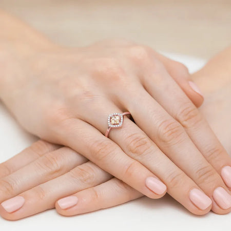 gold-ring-with-0-10ct-and-0-20ct-diamonds-w0441-xxx-01