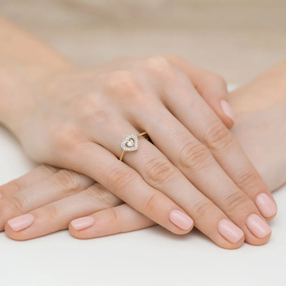 gold-ring-with-0-10ct-and-0-09ct-diamonds-w0442-diw-01