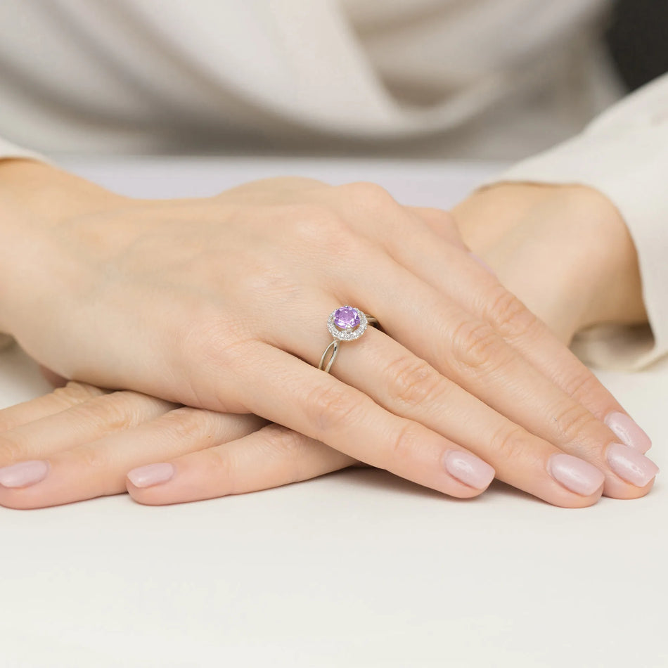 zlatý prsten s 0,90ct ametystem a 0,08ct diamanty w0538-amv-01