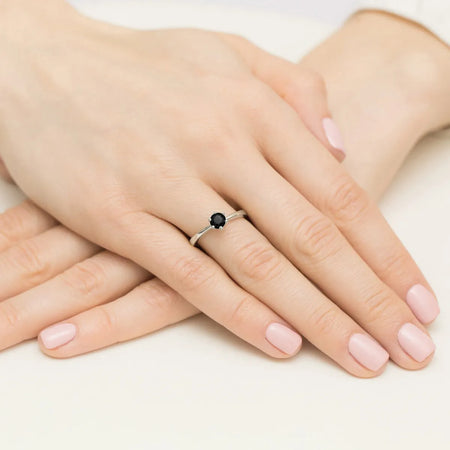 gold-ring-with-0-50ct-black-diamond-w0563-dib-01