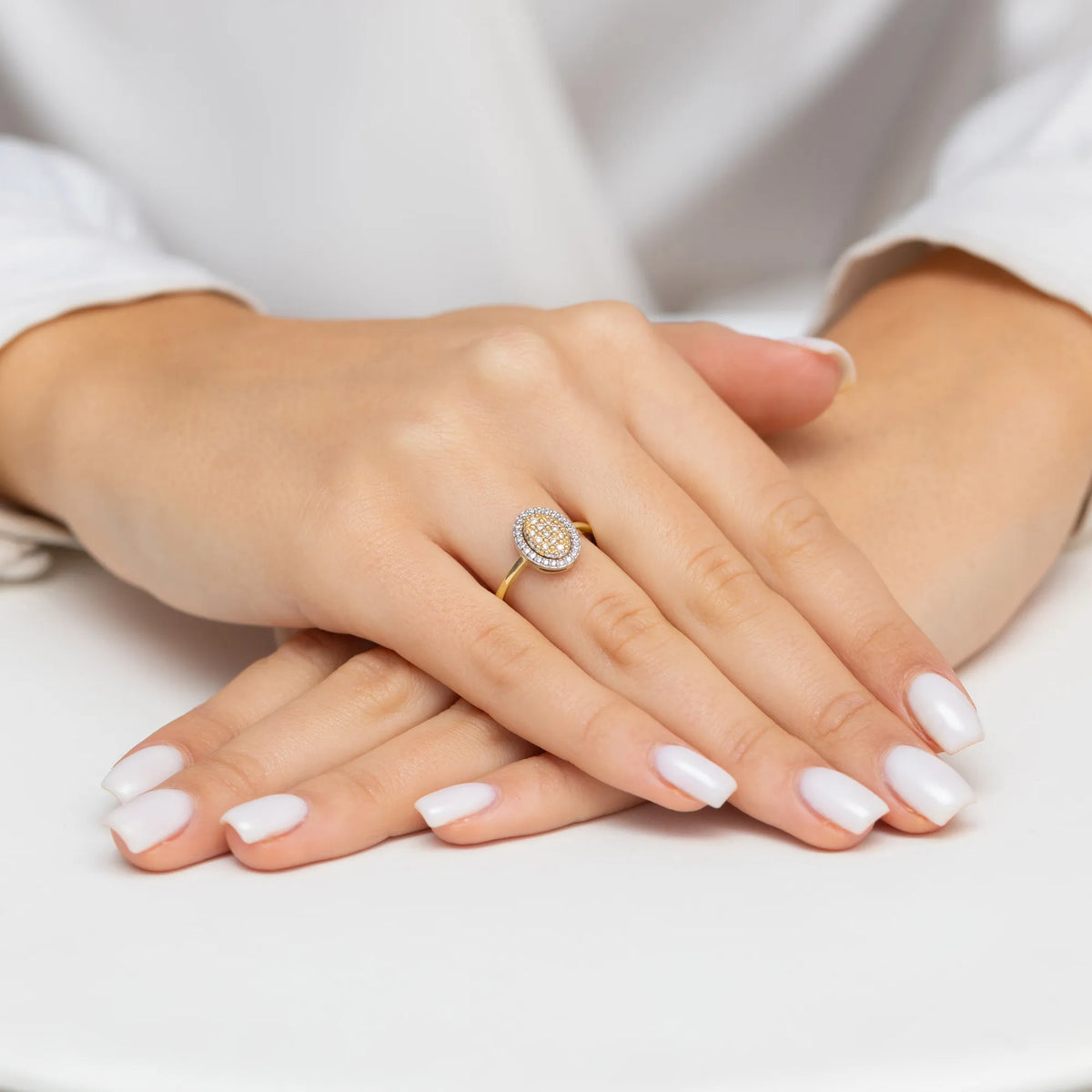 gold-ring-with-0-20ct-diamonds-w0570-diw-01