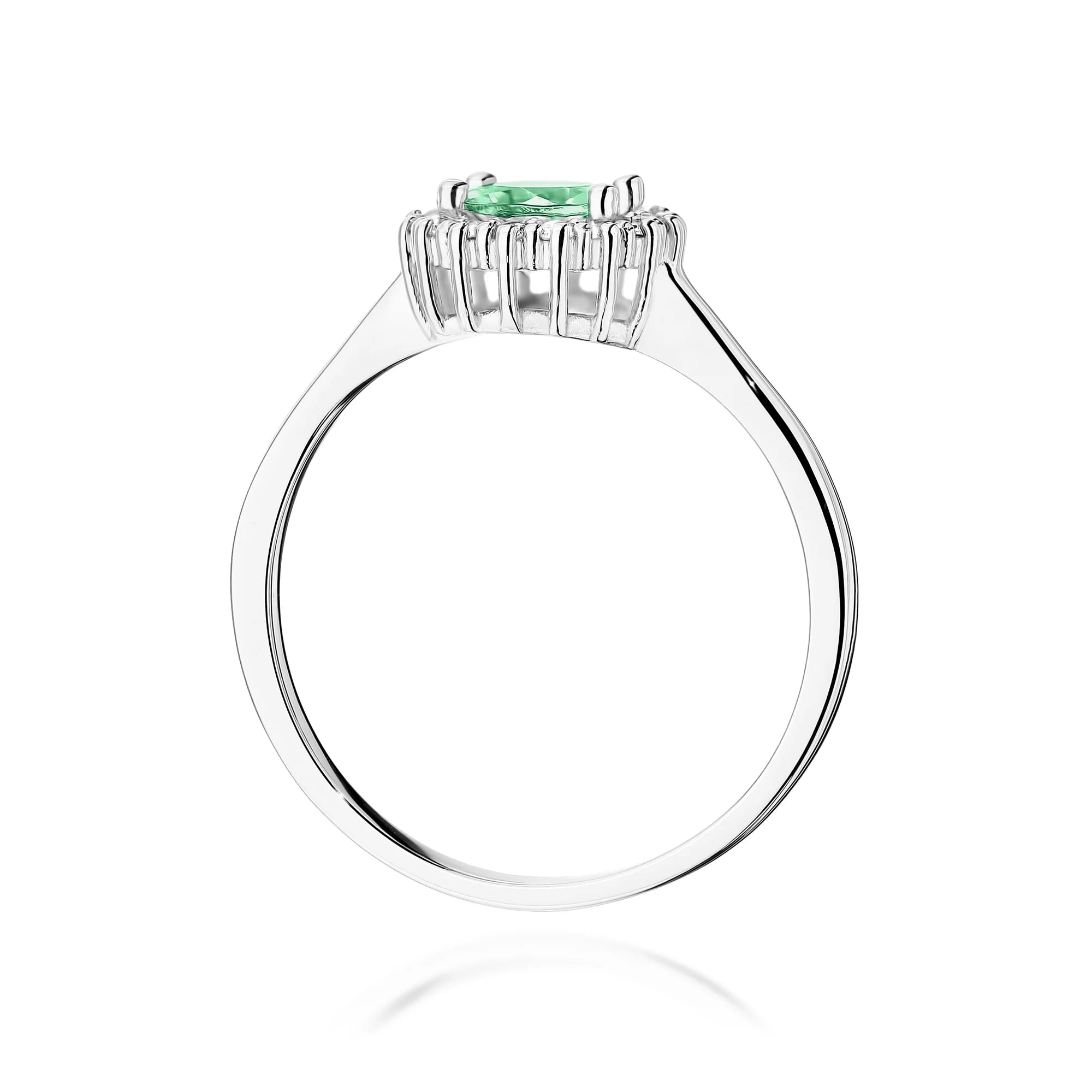 gold-ring-050ct-emerald-and-diamonds-flower