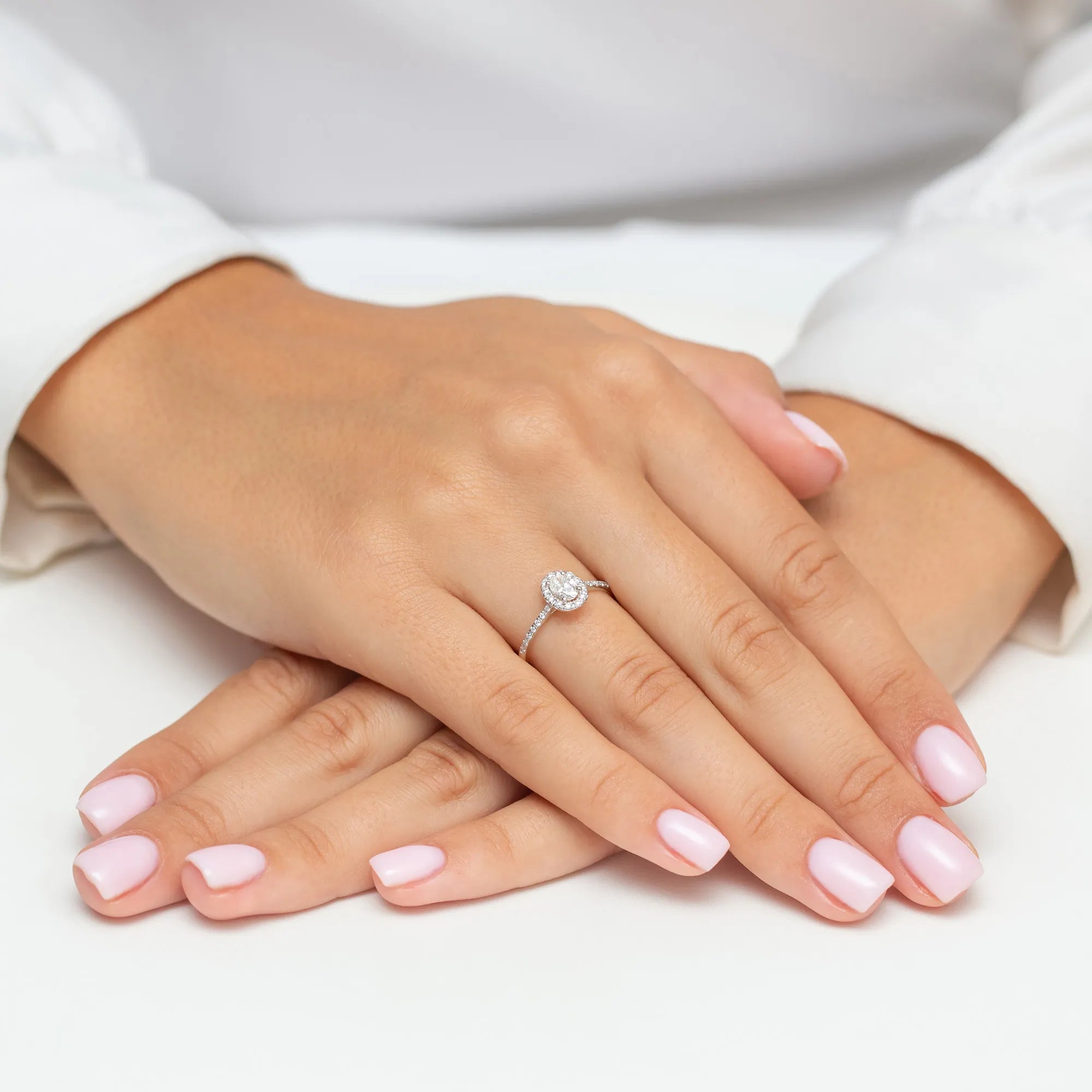 Diamond Engagement Ring in 585 White Gold