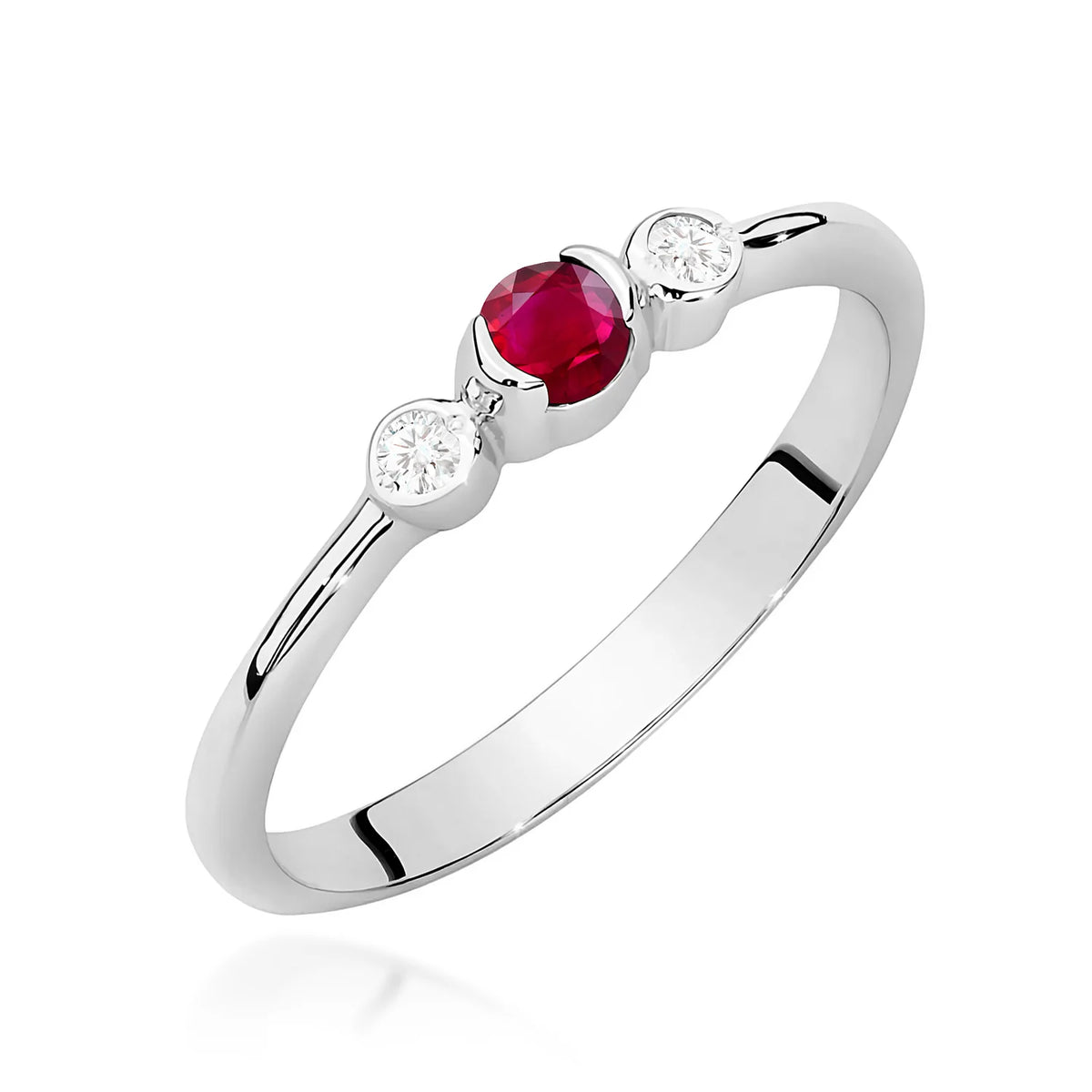 Prsten z bílého zlata s rubínem 0,15 ct a diamanty 0,06 ct