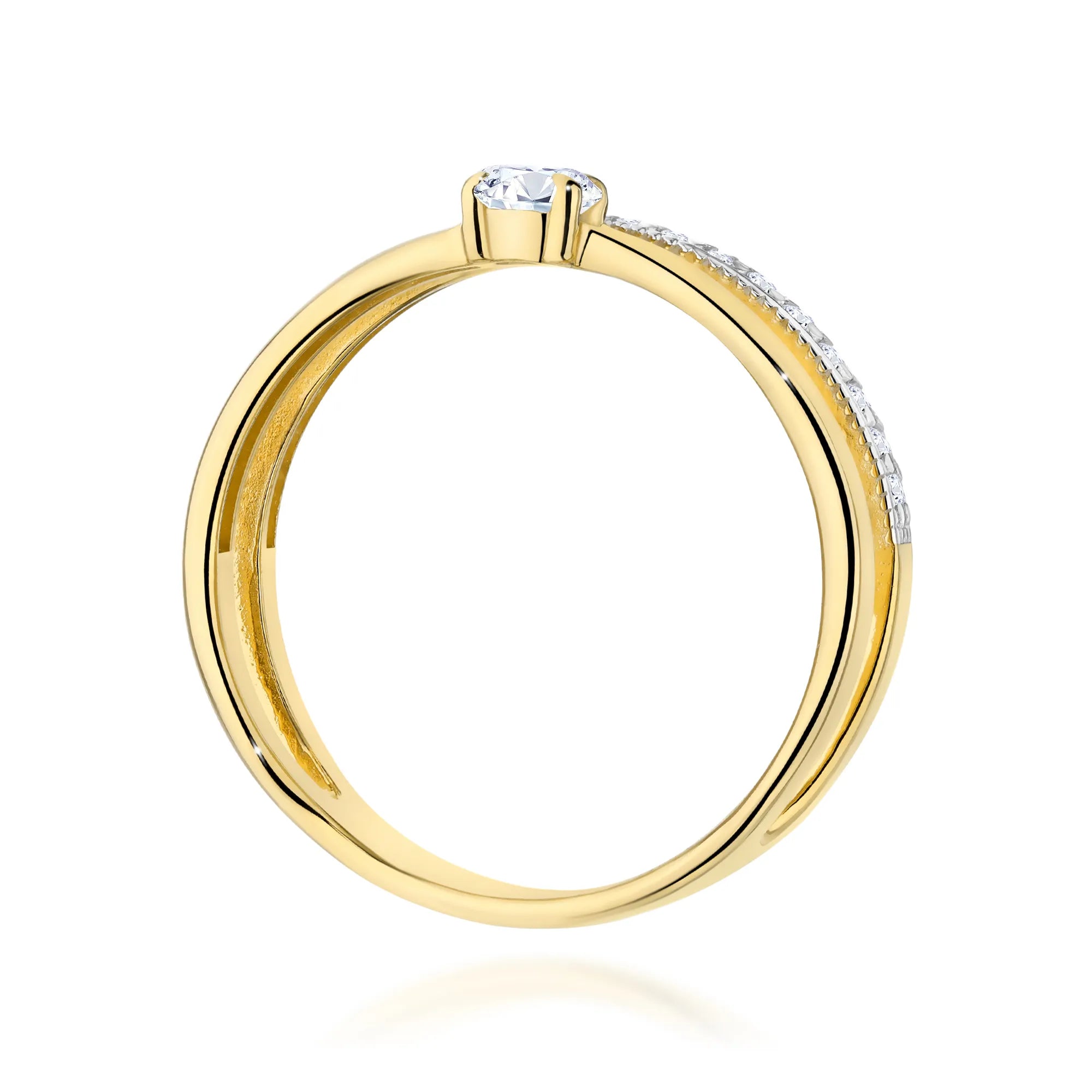 gold-ring-with-0-24ct-and-0-16ct-diamonds-w0674-diw-01