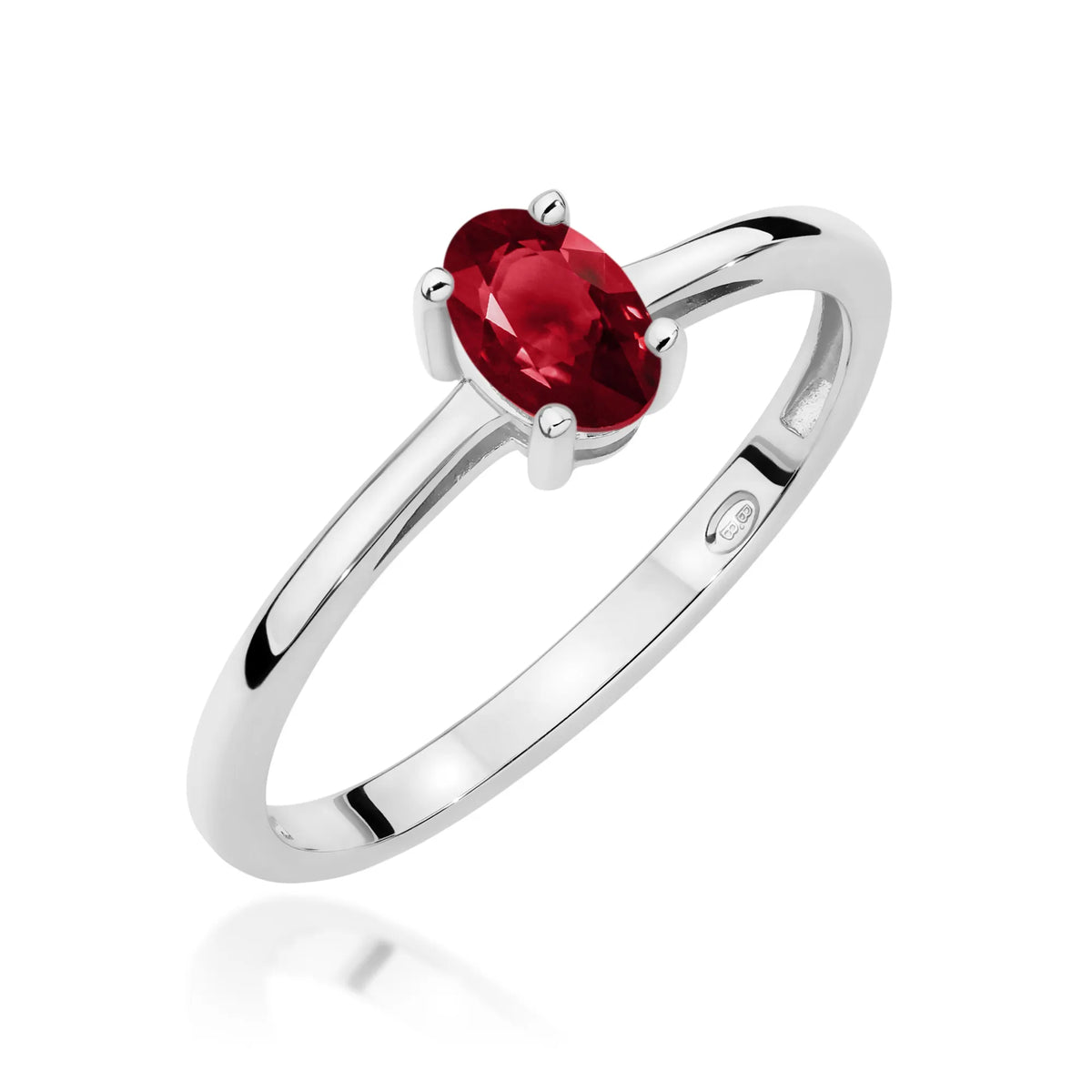 gold-ring-with-0-50ct-garnet-w0685-gar-01