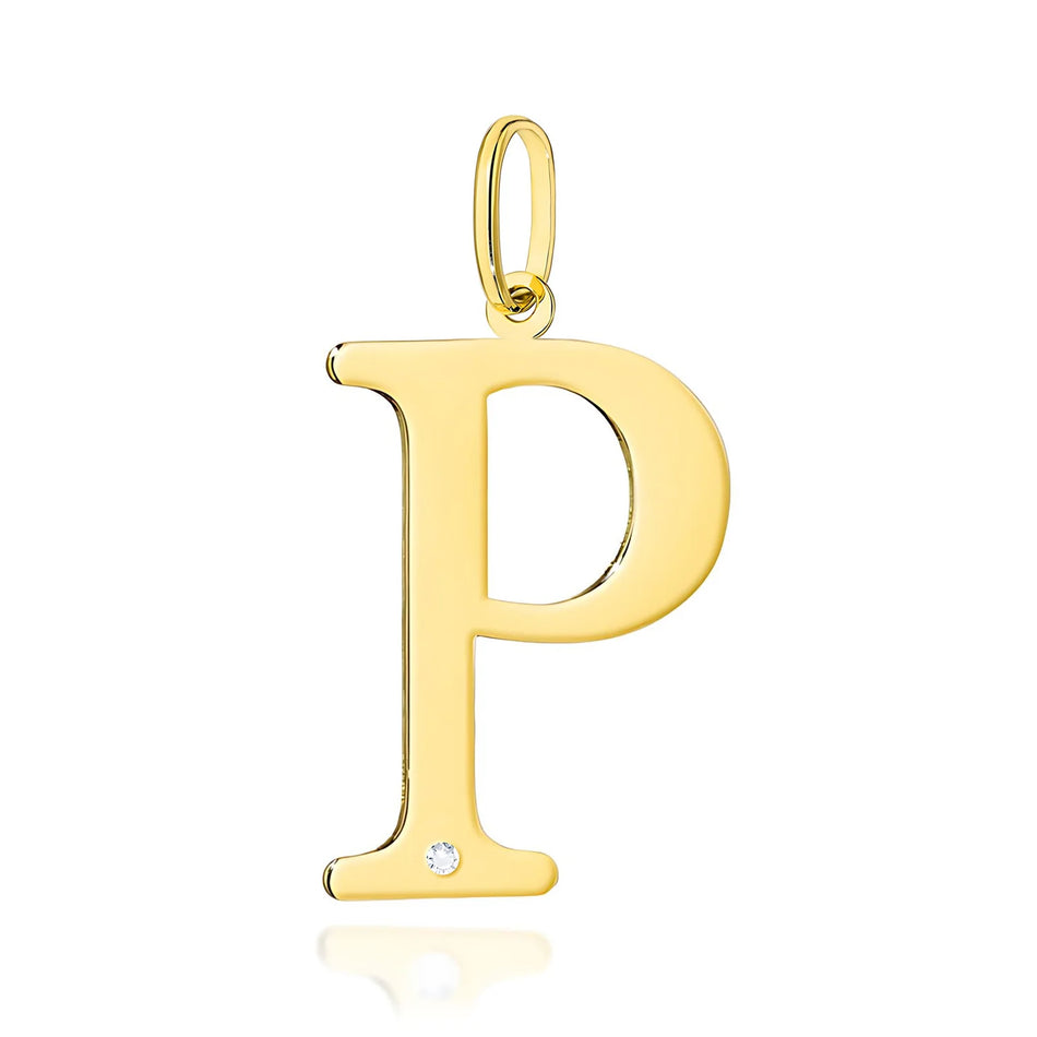 Velký přívěsek ze žlutého zlata s iniciálou „P“ a diamantem