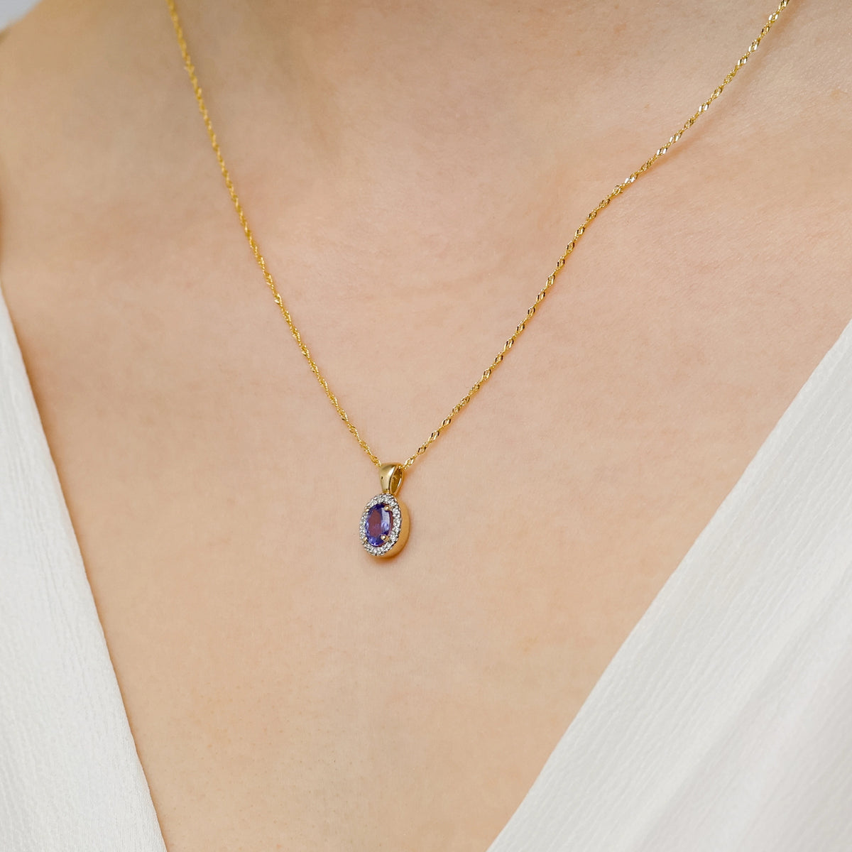 zlatý přívěsek s 0,40ct tanzanitem a 0,08ct diamanty z0574-tap-01