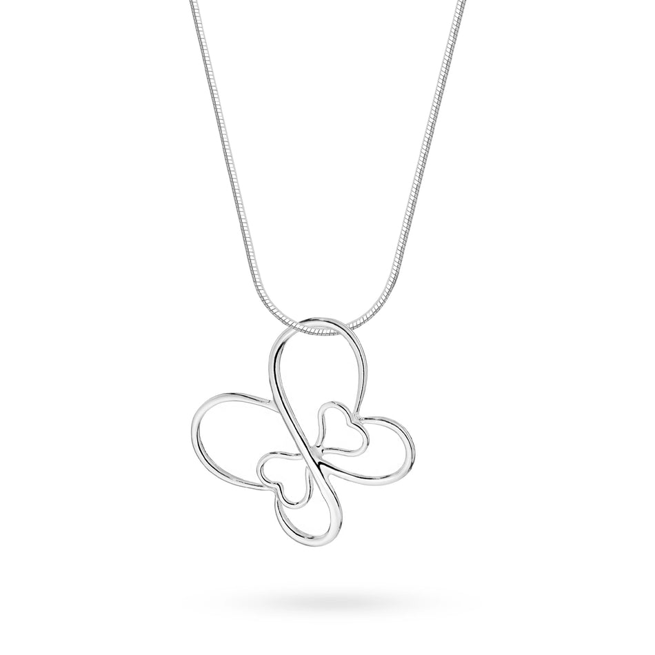 Stříbrný náhrdelník s průřezovým motýlem a přívěskem srdce