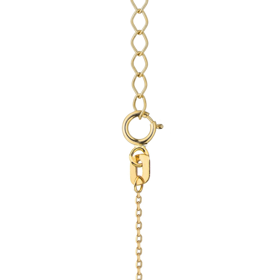 This 14-carat gold necklace is an exclusive accessory. Perfect for a gift.