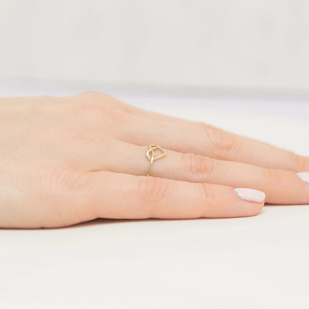Gold 14k(585) heart-shaped ring.  Is packaged in an elegant box, which is perfect for giving as a gift. 